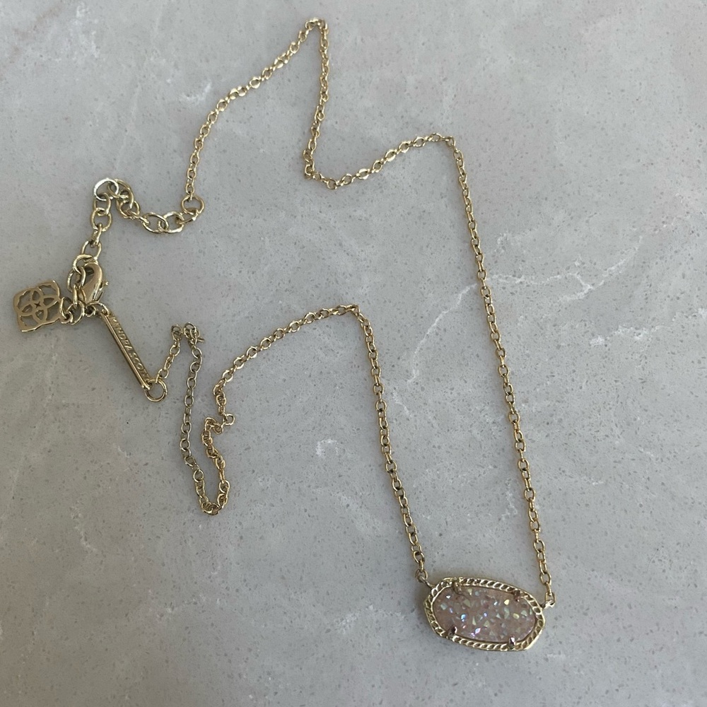 Kendra Scott Necklace